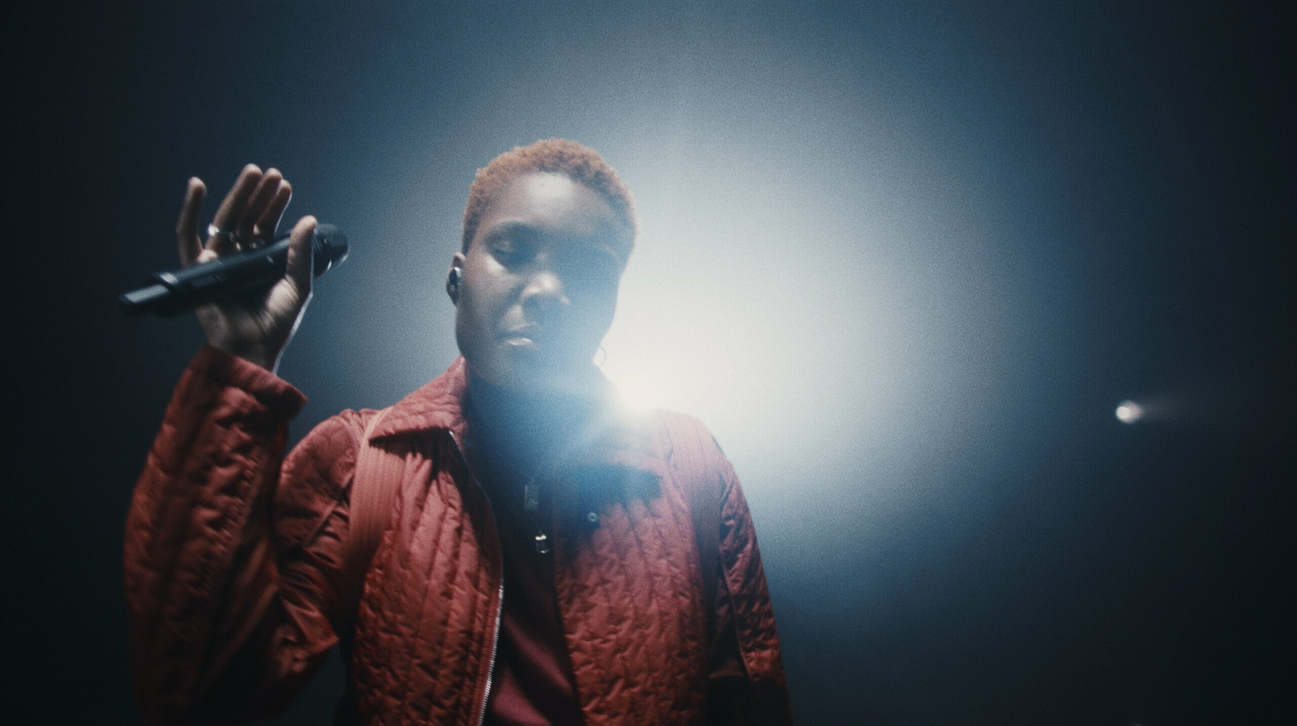 Arlo Parks - "Black Dog" Jimmy Fallon Show